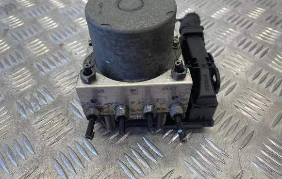 Seat Leon (1P) ABS Pump 9660779880 0265231522