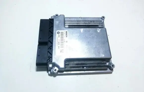 Nissan Almera N16 Engine control unit/module 0281015130 dde7809941