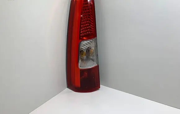Volvo V70 Rear/tail lights 160985