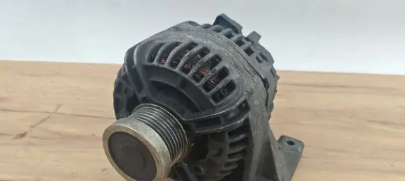 Volvo XC70 Generator/alternator 8622786