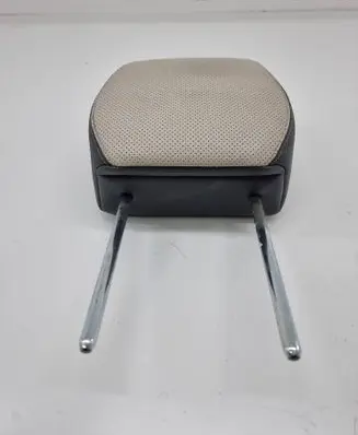 Land Rover Range Rover Evoque L538 Front seat headrest 