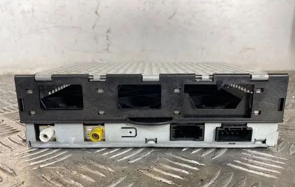 Audi A8 S8 D3 4E Radio/CD/DVD/GPS head unit 4E0035541 4E0910541 6304DA037521711
