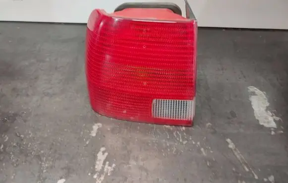 Volkswagen PASSAT B5.5 Rear/tail lights 3B5945095F