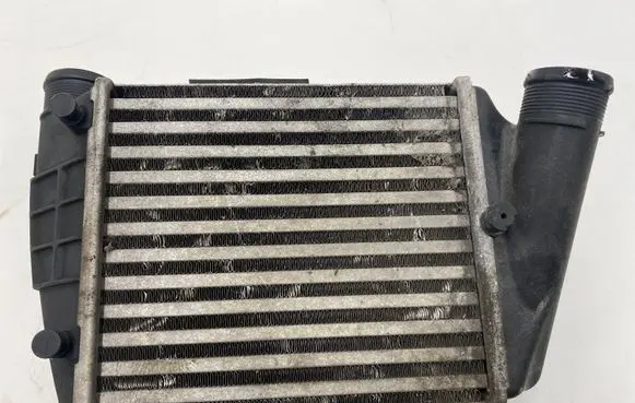 Audi A4 S4 B7 8E 8H Intercooler radiator 8E0145806L