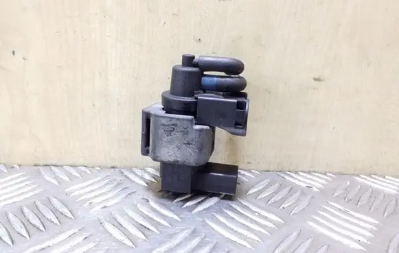 Audi A6 S6 C6 4F Turbo solenoid valve 059906628B 70101900