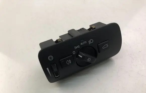 Volvo V40 Light switch 31443831
