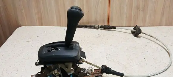 Mitsubishi Space Star Gear shifter/selector