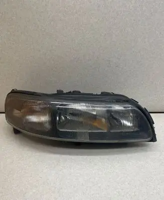 Volvo V70 Headlight/headlamp