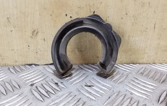 BMW 3 F30 F35 F31 Rear coil spring rubber mount 33536791709 6791709