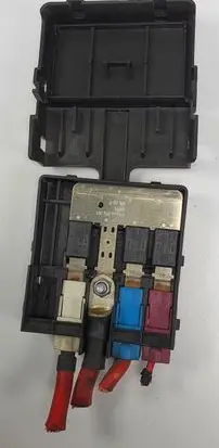 Mini One - Cooper Coupe R56 Fuse box set 9136723
