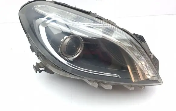Mercedes-Benz B W246 W242 Headlight/headlamp A2468207461