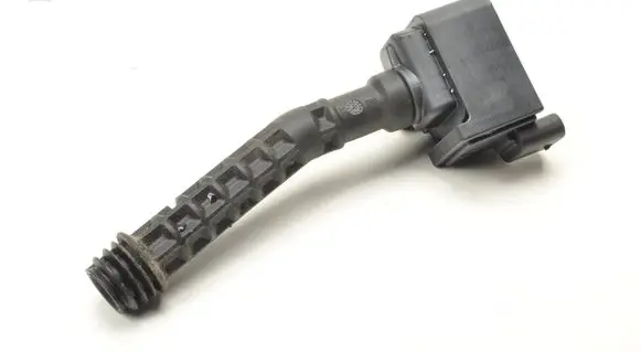 Volvo XC90 High voltage ignition coil 32140176