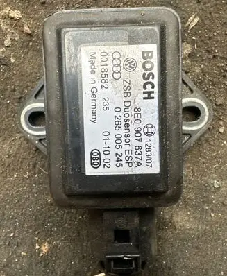Audi A4 S4 B6 8E 8H ESP acceleration yaw rate sensor 8E0907637A 0265005245 0018582