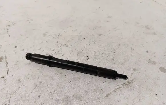 Audi A6 S6 C5 4B Fuel injector 059130201E