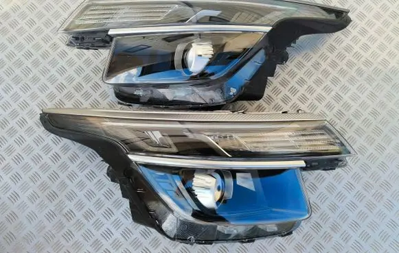 KIA Xceed Headlights/headlamps set 