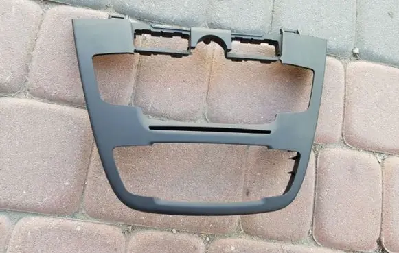 Opel Insignia A Radio/GPS head unit trim 13273253