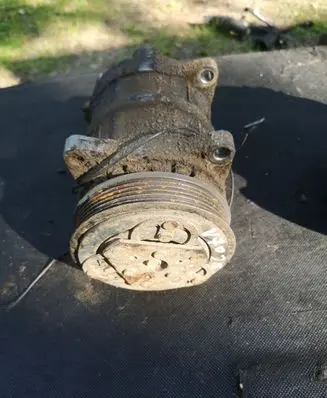 Volvo S70 V70 V70 XC Air conditioning (A/C) compressor (pump)