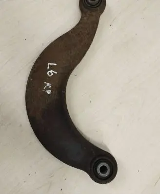 Ford Focus Rear control arm L6RF