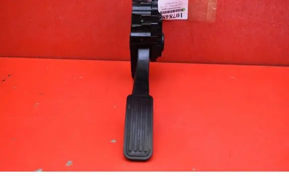 Ford Mondeo MK I Accelerator throttle pedal 9F836CT8UC