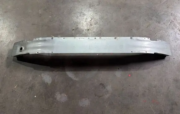 Opel Insignia A Front bumper cross member 22869466