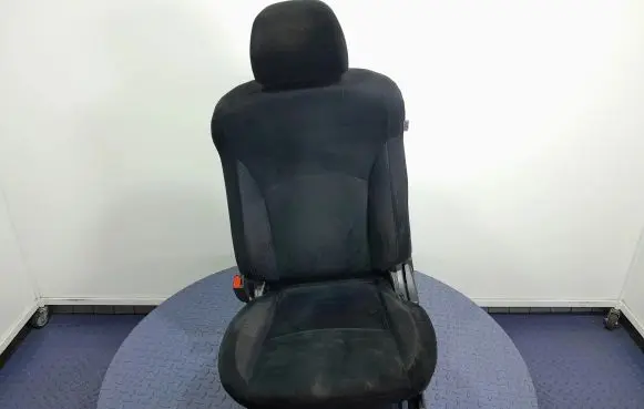Mitsubishi Outlander Front driver seat 