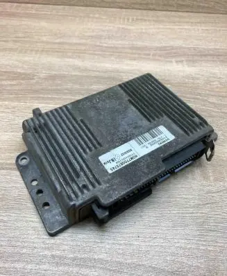 Renault Scenic I Engine control unit/module ECU HOM7700875745 S105300202B