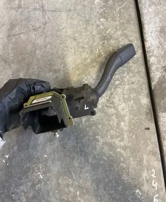 Audi A4 S4 B7 8E 8H Indicator stalk 4E0953513A