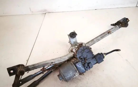 Skoda Fabia Mk1 (6Y) Front wiper linkage and motor