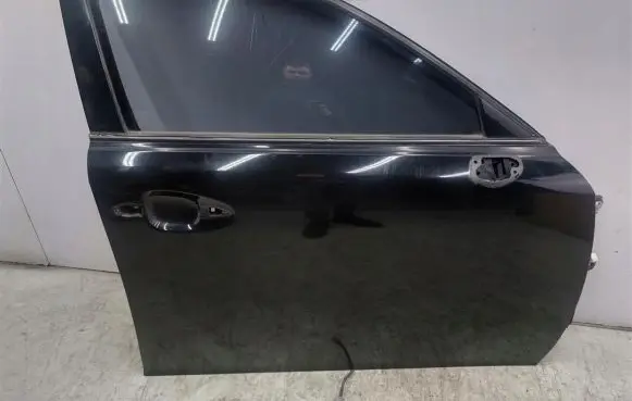 Lexus IS IV XE40 Front door