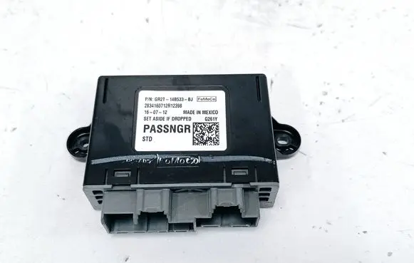 Ford Fusion II Door control unit/module GR2T14B533BJ