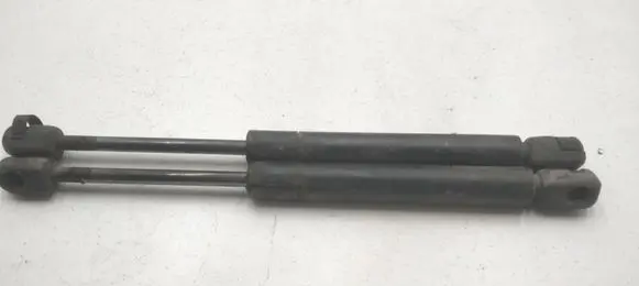 Audi A4 S4 B5 8D Tailgate/trunk strut/damper 8D5827552