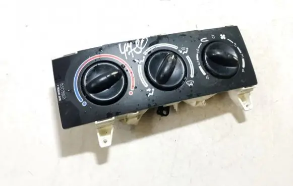 Renault Megane I Climate control unit 657747f