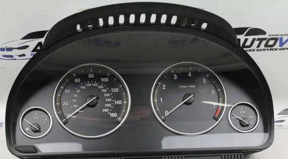 BMW 5 F10 F11 Speedometer (instrument cluster) 9255587