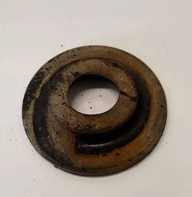 Volkswagen Touran I Front coil spring rubber mount 1K0512149