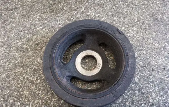 Citroen C4 Grand Picasso Crankshaft pulley