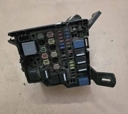 Ford Fiesta Fuse box set 8v5114b144ba 14B144