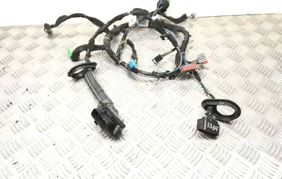 Volvo XC70 Front door wiring loom/harness boot 30773652805042008 D30773652003 30773652