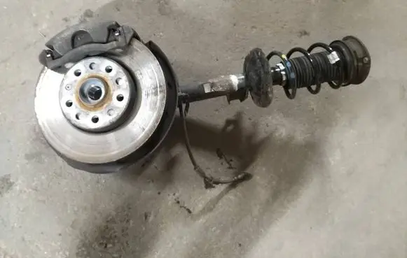 Seat Leon (5F) Front wheel hub spindle knuckle 