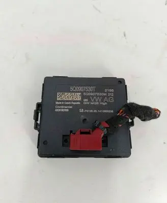 Volkswagen Golf VII Gateway control module 5Q0907530T 5Q0907530M A2C91302702B