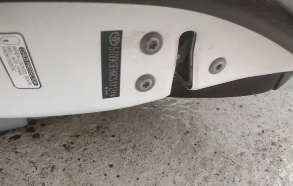 Toyota Highlander XU40 Rear door lock