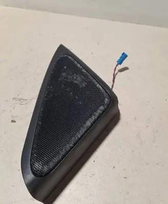 BMW 7 F01 F02 F03 F04 Front door speaker cover trim 7226611