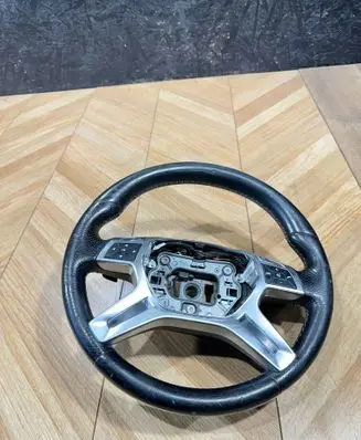 Mercedes-Benz ML W166 Steering wheel a1664600903 62457000A