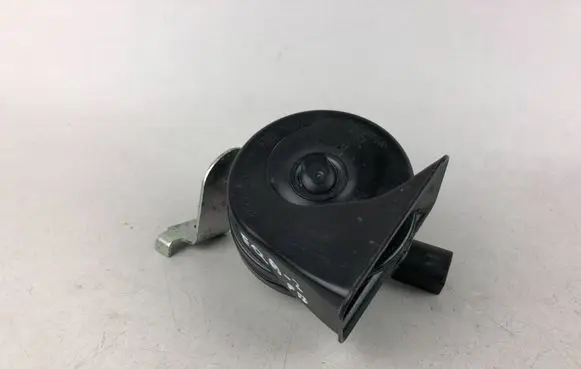 Mercedes-Benz EQA Horn signal A2475403306