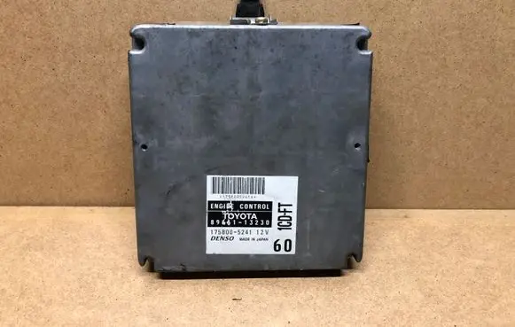Toyota Corolla E120 E130 Engine control unit/module 8966113230 1758005241