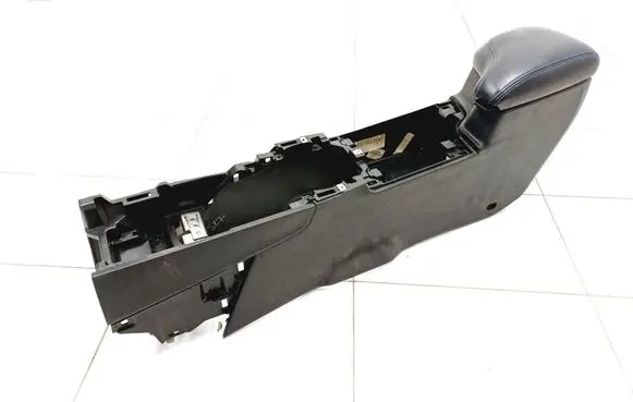 Nissan Leaf II (ZE1) Armrest 969115SH0B