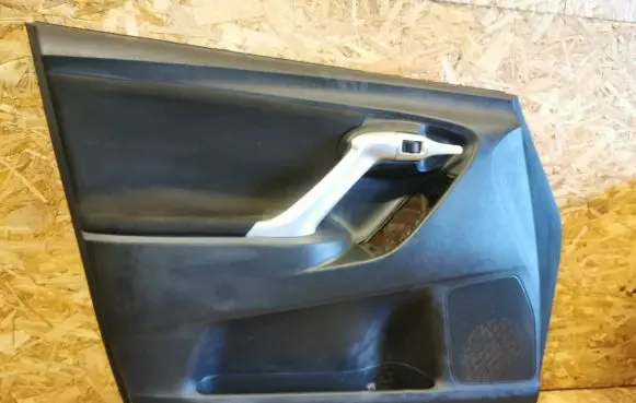 Toyota Verso Front door card panel trim 67778X1F02
