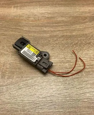 Opel Vectra C Airbag deployment crash/impact sensor 13102029 WithPlug