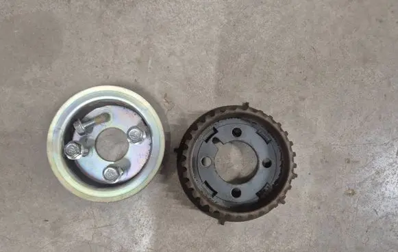 Toyota Hilux (AN10, AN20, AN30) Fuel pump gear (pulley) 1352430010 1358617020