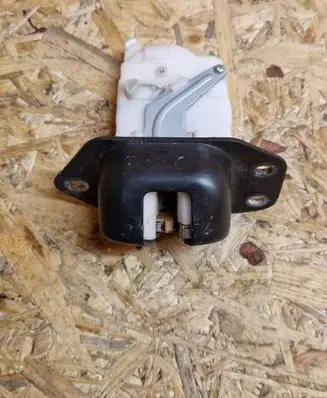 Nissan Juke I F15 Tailgate/trunk/boot lock/catch/latch
