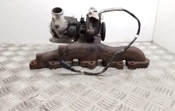Volkswagen PASSAT B8 Turbo 04L253010T